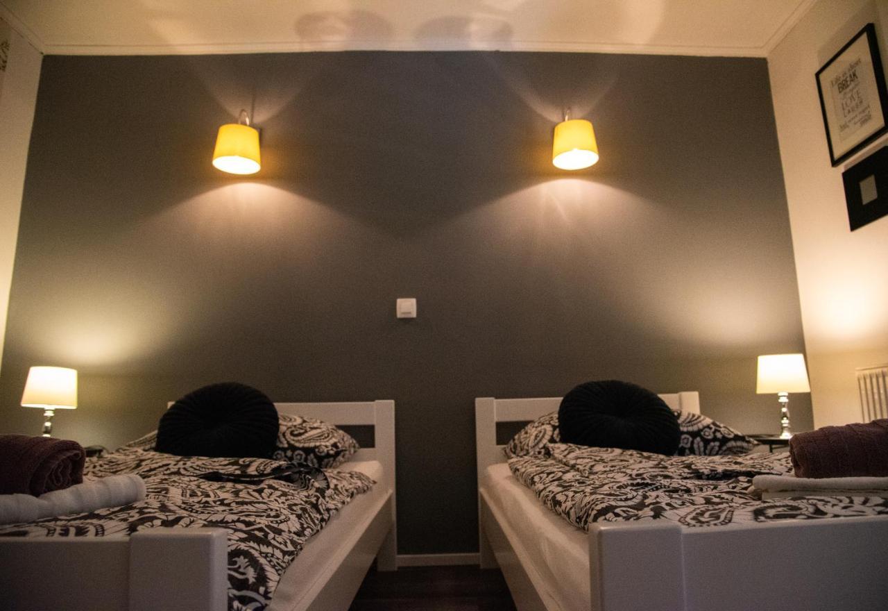 Rooms Malina Blejska Dobrava Exteriör bild