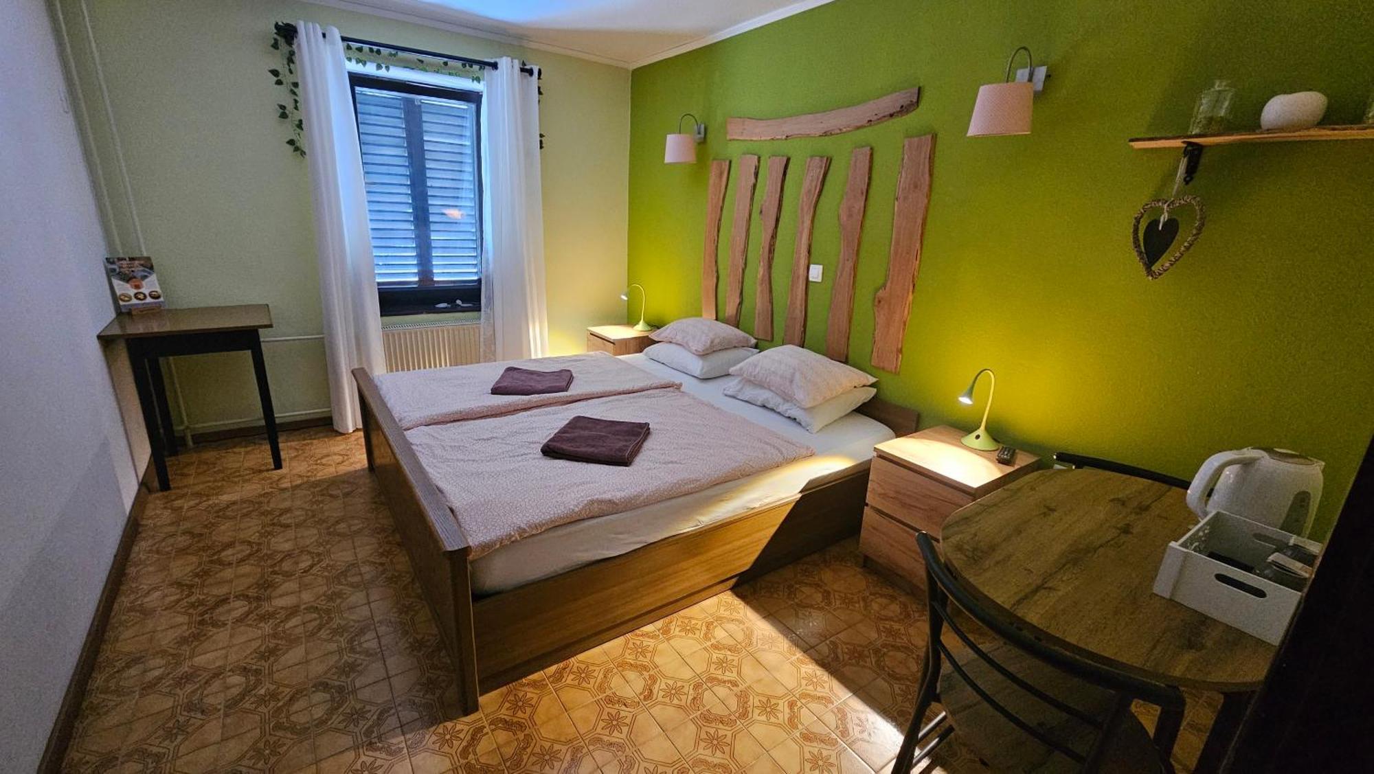 Rooms Malina Blejska Dobrava Exteriör bild